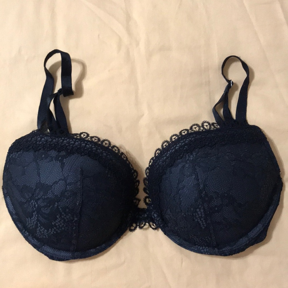 Very Sexy Victoria’s Secret Push-up Bra